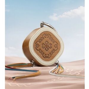 Florasis Nomad Clip-On Powder Compact Carrier